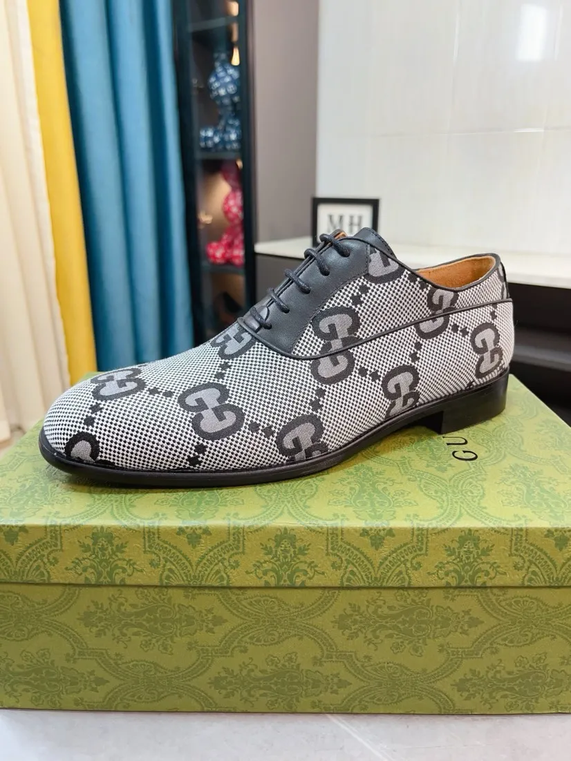 Men's Men's Shoes💰458🌹🌹Cowhide [GUCCI Gucci] Gucci leather shoes are the most popular classic. Synchronized with the official website, the upper is made of Italian calfskin ➕cowhide lining, with unique brand and unique craftsmanship. Highlighting the hot style of the new year. Stop hesitating, stop wandering, get it now. Number: 38--44